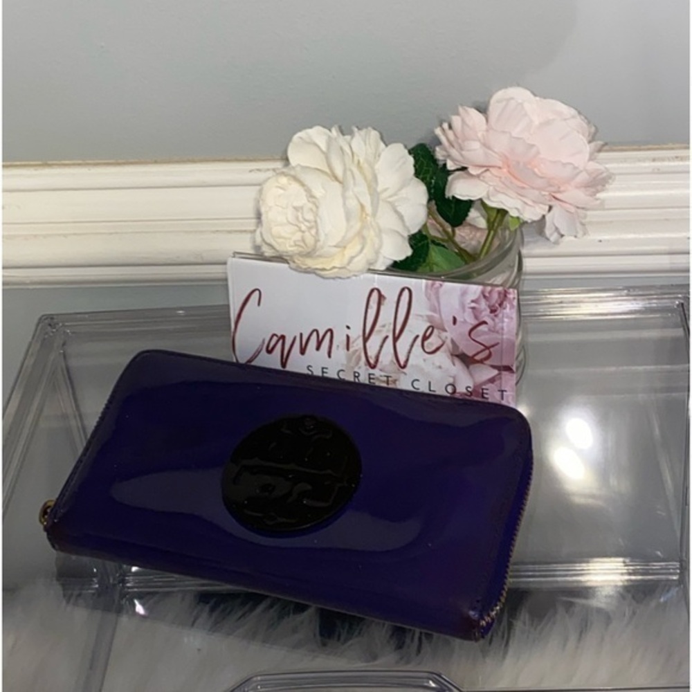 TORY BURCH Patent Leather Wallet